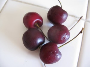 Cerezas reboldas / Pilar López