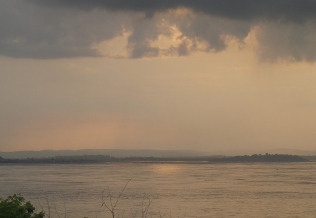 Río Congo desde Kinshasa, al atardecer