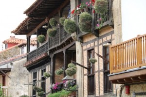 Preciosa Santillana del Mar / Aceytuno